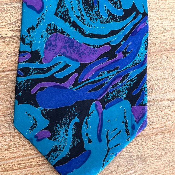 80's B Max Necktie - Silk - Blues & Purple - Picture 2 of 5